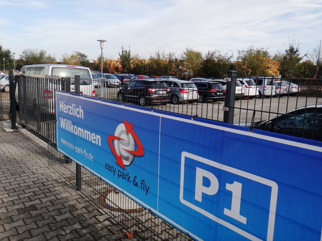 Parkplatz am Flughafen Dresden